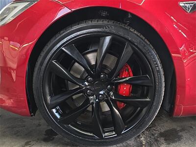 2018 Tesla Model S P100D - Photo 17 - Lennox, CA 90304