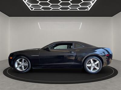 2010 Chevrolet Camaro LT   - Photo 4 - Lennox, CA 90304