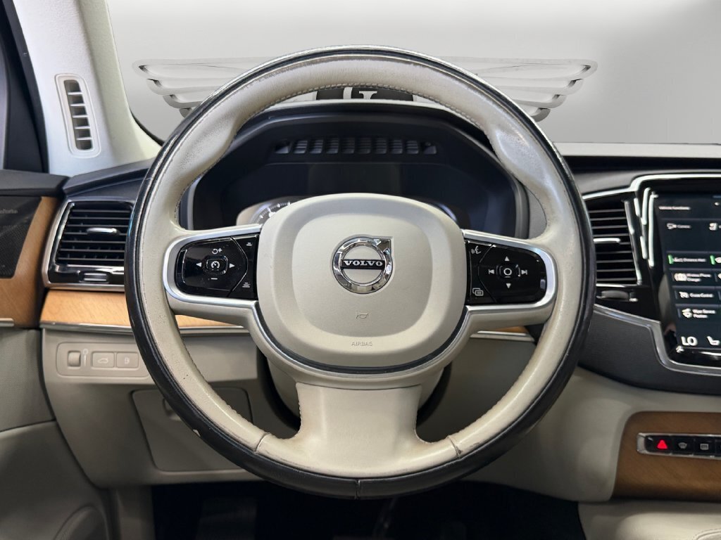 2021 Volvo XC90 Recharge T8 Inscription Expression 7 Passenger - Photo 12 - Lennox, CA 90304