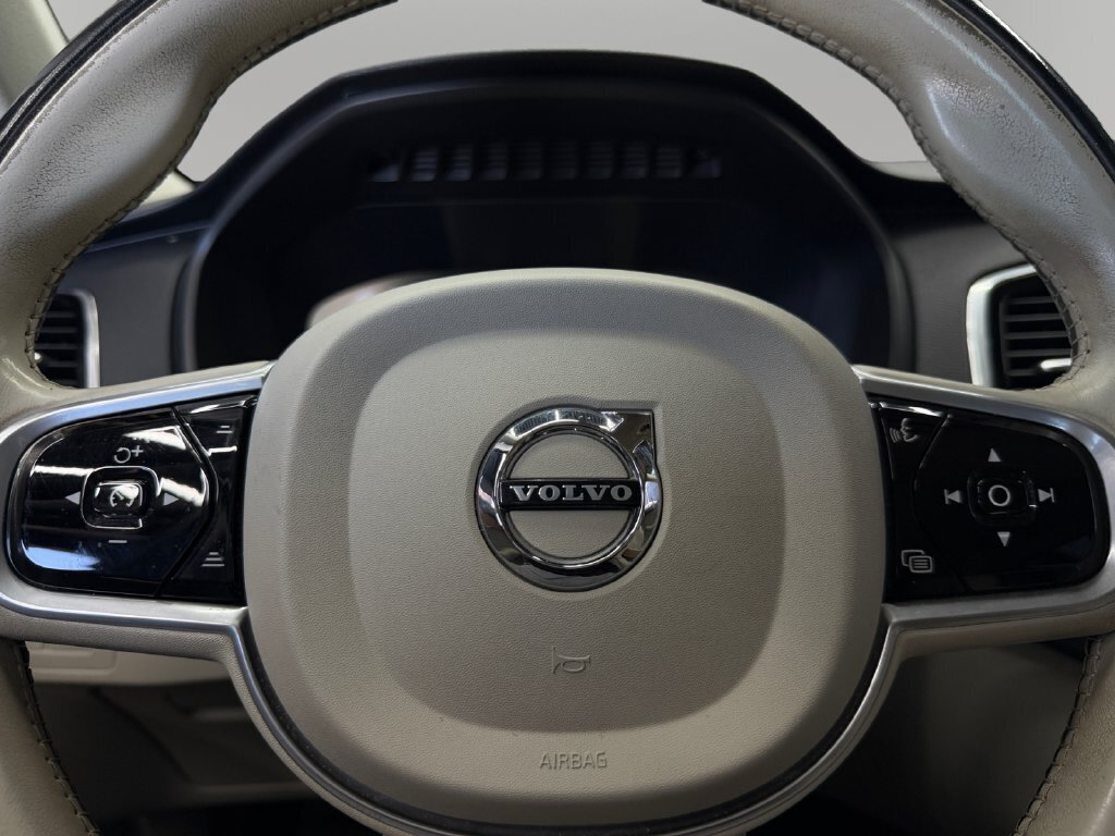 2021 Volvo XC90 Recharge T8 Inscription Expression 7 Passenger - Photo 17 - Lennox, CA 90304