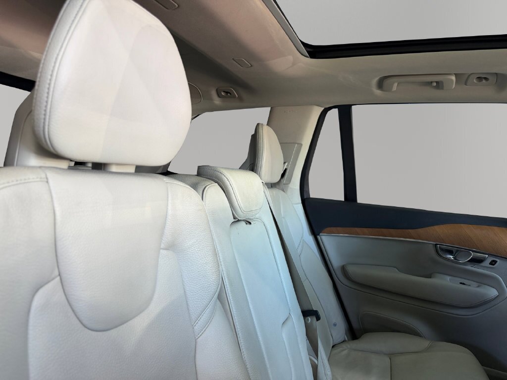2021 Volvo XC90 Recharge T8 Inscription Expression 7 Passenger - Photo 23 - Lennox, CA 90304