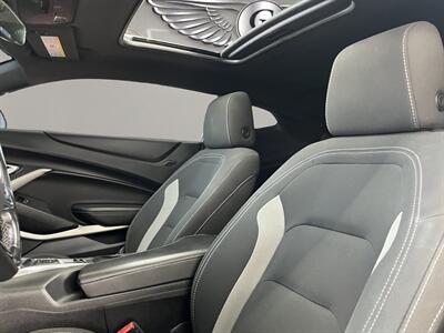 2017 Chevrolet Camaro 1LT   - Photo 9 - Lennox, CA 90304