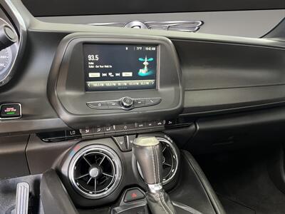 2017 Chevrolet Camaro 1LT   - Photo 13 - Lennox, CA 90304