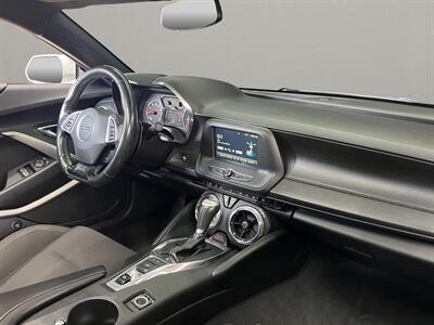 2017 Chevrolet Camaro 1LT   - Photo 16 - Lennox, CA 90304