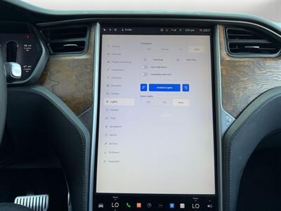 2020 Tesla Model X Long Range - Photo 22 - Lennox, CA 90304