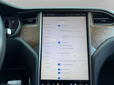 2020 Tesla Model X Long Range - Photo 21 - Lennox, CA 90304