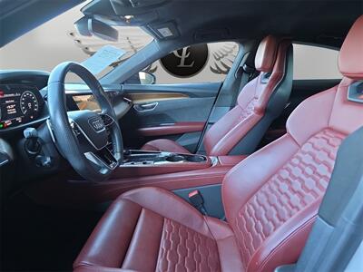 2022 Audi RS e-tron GT Base quattro - Photo 9 - Lennox, CA 90304
