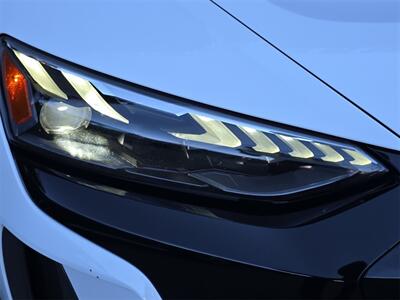 2022 Audi RS e-tron GT Base quattro - Photo 18 - Lennox, CA 90304