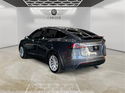 2018 Tesla Model X 75D   - Photo 3 - Lennox, CA 90304