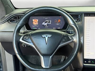 2018 Tesla Model X 75D   - Photo 11 - Lennox, CA 90304