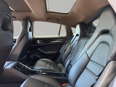 2020 Porsche Panamera   - Photo 13 - Lennox, CA 90304