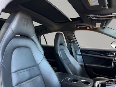 2020 Porsche Panamera   - Photo 14 - Lennox, CA 90304