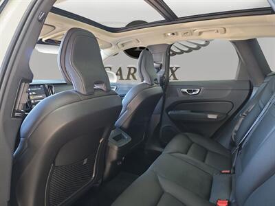 2020 Volvo XC60 T5 Momentum   - Photo 17 - Lennox, CA 90304