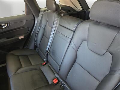 2020 Volvo XC60 T5 Momentum   - Photo 13 - Lennox, CA 90304