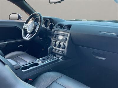 2014 Dodge Challenger SXT 100th Anniversar   - Photo 18 - Lennox, CA 90304