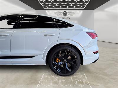 2023 Audi e-tron S Sportback Premium Plus quattro - Photo 14 - Lennox, CA 90304