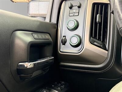 2017 GMC Sierra 2500 Denali   - Photo 20 - Lennox, CA 90304