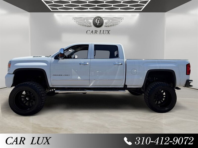 2017 GMC Sierra 2500 Denali  