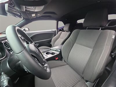 2020 Dodge Challenger SXT   - Photo 20 - Lennox, CA 90304