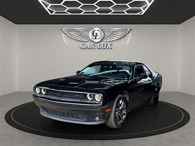 2020 Dodge Challenger SXT   - Photo 2 - Lennox, CA 90304