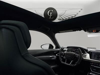 2022 Audi e-tron GT Premium Plus quattro - Photo 27 - Lennox, CA 90304