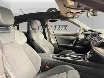 2022 Audi e-tron GT Premium Plus quattro - Photo 15 - Lennox, CA 90304