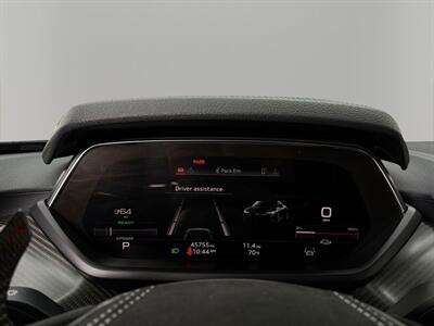 2022 Audi e-tron GT Premium Plus quattro - Photo 20 - Lennox, CA 90304