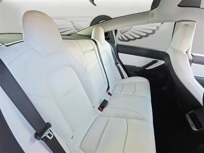 2019 Tesla Model 3 Standard Range Plus - Photo 13 - Lennox, CA 90304