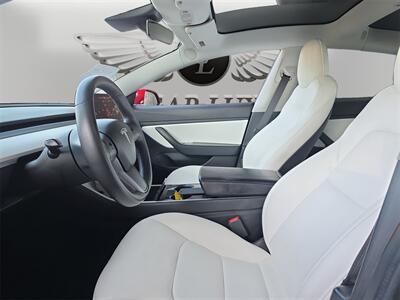 2019 Tesla Model 3 Standard Range Plus - Photo 9 - Lennox, CA 90304