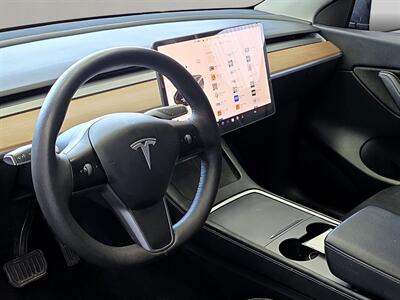 2021 Tesla Model Y Long Range   - Photo 13 - Lennox, CA 90304