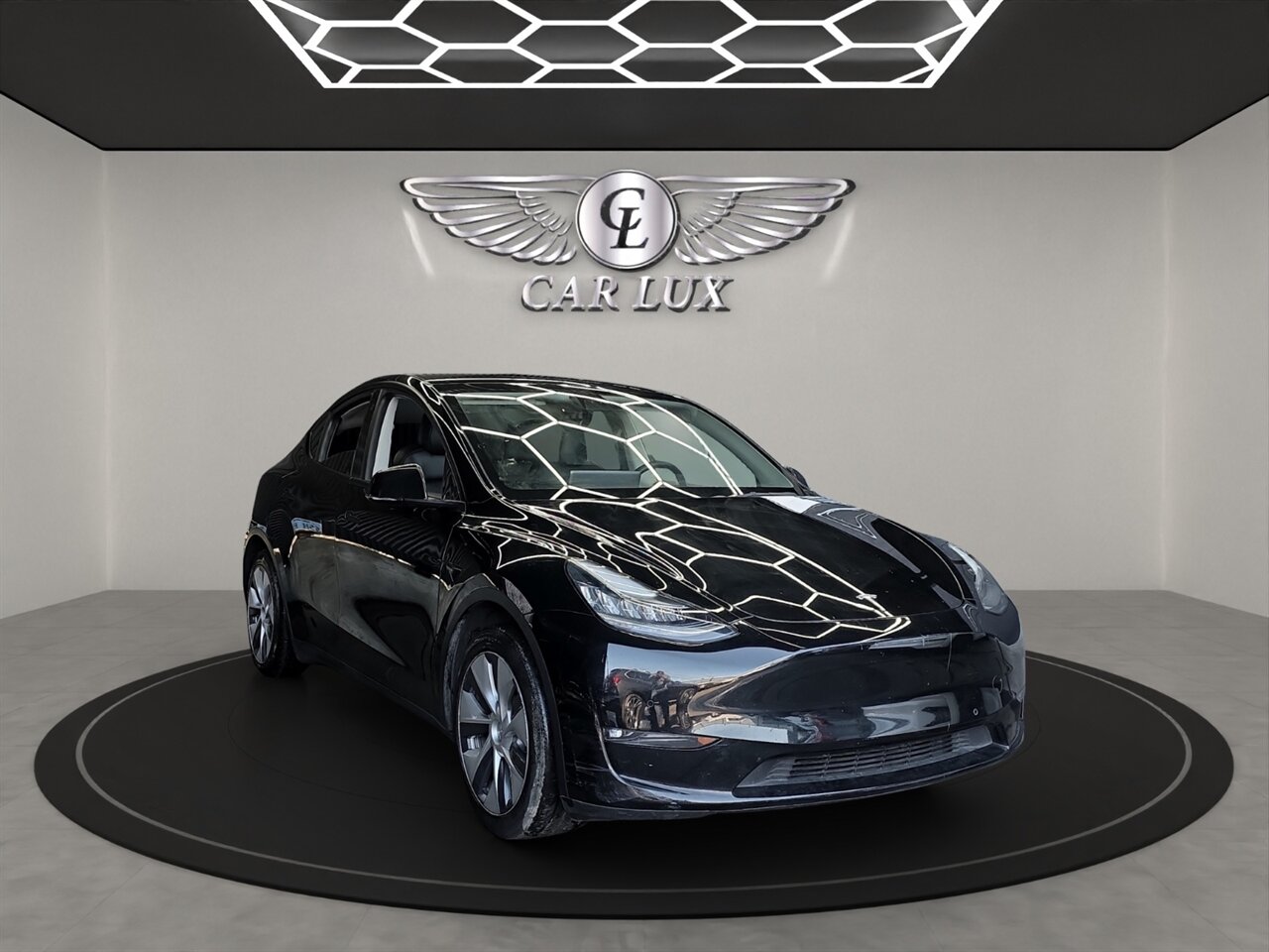 2021 Tesla Model Y Long Range - Photo 1 - Lennox, CA 90304