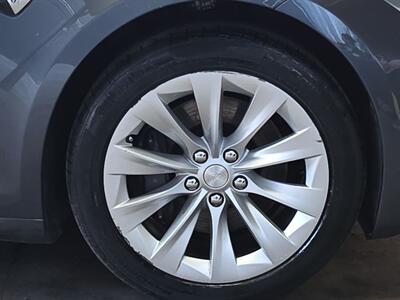 2019 Tesla Model S Long Range   - Photo 23 - Lennox, CA 90304