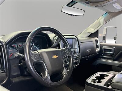 2018 Chevrolet Silverado 1500 LT LT2 - Photo 16 - Lennox, CA 90304
