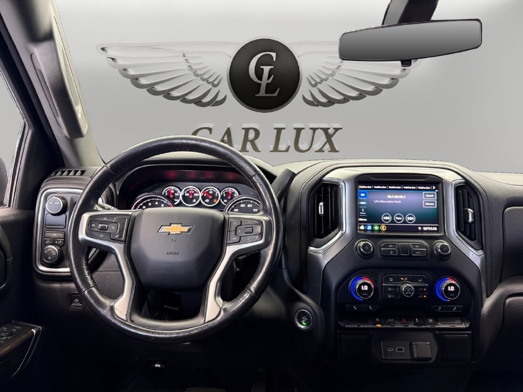 2021 Chevrolet Silverado 1500 LT - Photo 10 - Lennox, CA 90304