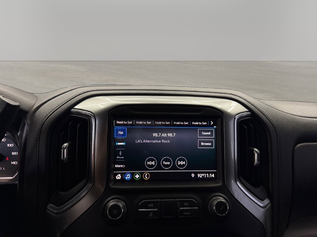 2021 Chevrolet Silverado 1500 LT - Photo 21 - Lennox, CA 90304
