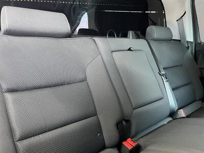 2018 Chevrolet Silverado 1500 LT LT1   - Photo 13 - Lennox, CA 90304