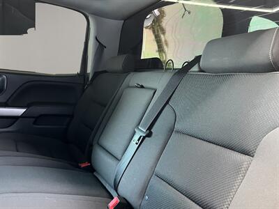 2018 Chevrolet Silverado 1500 LT LT1   - Photo 11 - Lennox, CA 90304