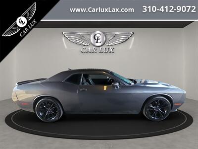 2016 Dodge Challenger SXT   - Photo 6 - Lennox, CA 90304