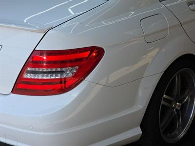 2014 Mercedes-Benz C 350 Sport   - Photo 29 - Lennox, CA 90304