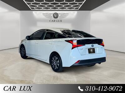 2020 Toyota Prius XLE AWD-e   - Photo 3 - Lennox, CA 90304