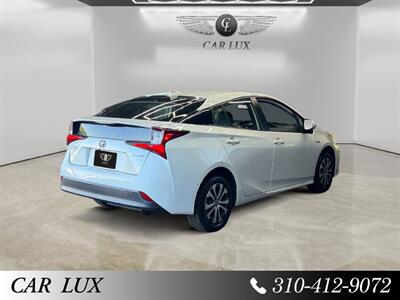 2020 Toyota Prius XLE AWD-e   - Photo 5 - Lennox, CA 90304