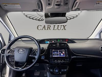 2020 Toyota Prius XLE AWD-e   - Photo 10 - Lennox, CA 90304