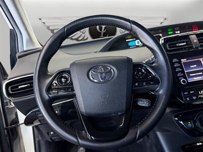 2020 Toyota Prius XLE AWD-e   - Photo 11 - Lennox, CA 90304