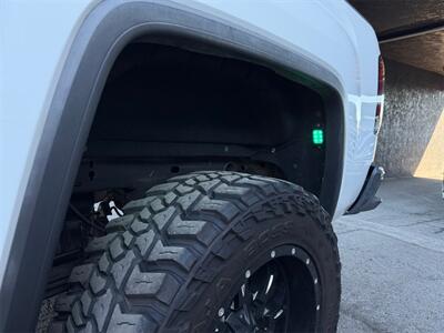 2018 GMC Sierra 1500 SLT - Photo 18 - Lennox, CA 90304