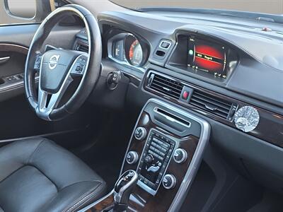 2016 Volvo XC70 T5 Premier   - Photo 14 - Lennox, CA 90304