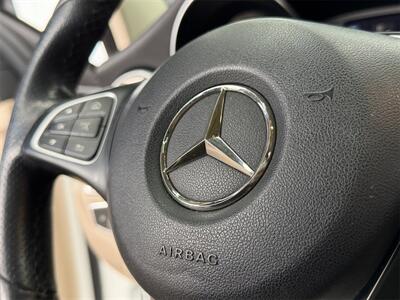 2018 Mercedes-Benz C 300   - Photo 22 - Lennox, CA 90304