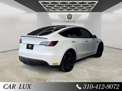 2022 Tesla Model Y Long Range   - Photo 5 - Lennox, CA 90304