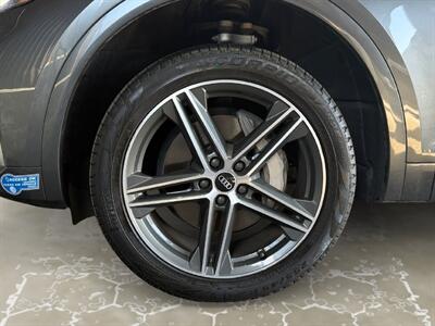 2021 Audi Q5 55 Premium quattro   - Photo 14 - Lennox, CA 90304