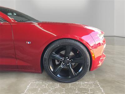 2017 Chevrolet Camaro 1LT - Photo 14 - Lennox, CA 90304