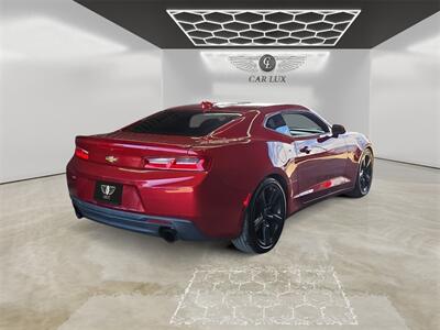 2017 Chevrolet Camaro 1LT - Photo 5 - Lennox, CA 90304